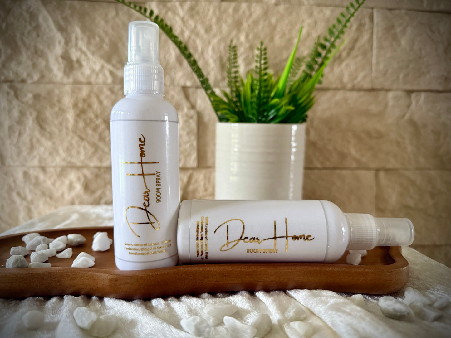 Water based room spray with a laundry scent.