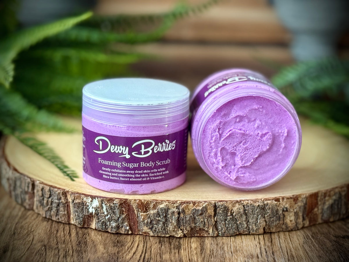 Foaming sugar body scrub with a berry fragrance